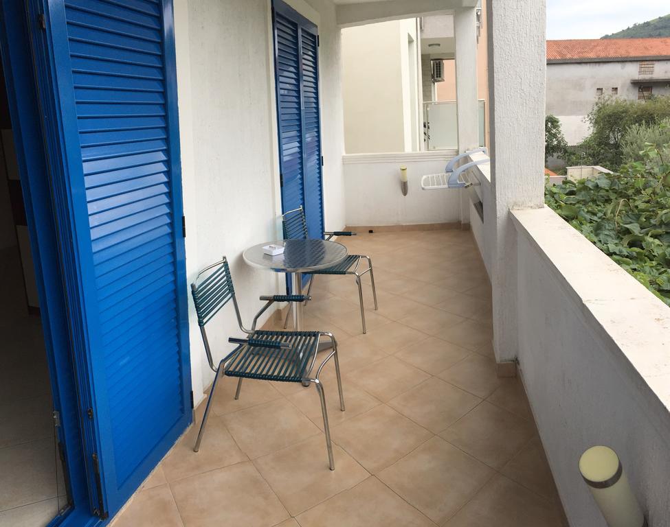 Apartmani Mainski Put 39 ブドヴァ エクステリア 写真